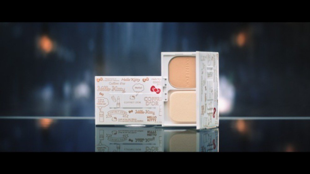 Fashion Press Sur Twitter コフレドールからサンリオコラボ限定ファンデーション 菜々緒 ハローキティ夢の共演動画 T Co E0ycjopwkl