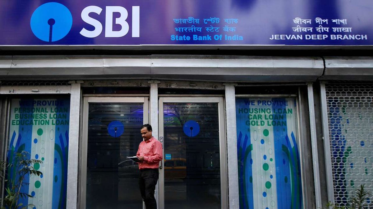 Q1 results: @TheOfficialSBI posts massive loss of Rs 4,876 crore over mounting bad loans dnai.in/fAd6 https://t.co/UH3lEw7Ytl