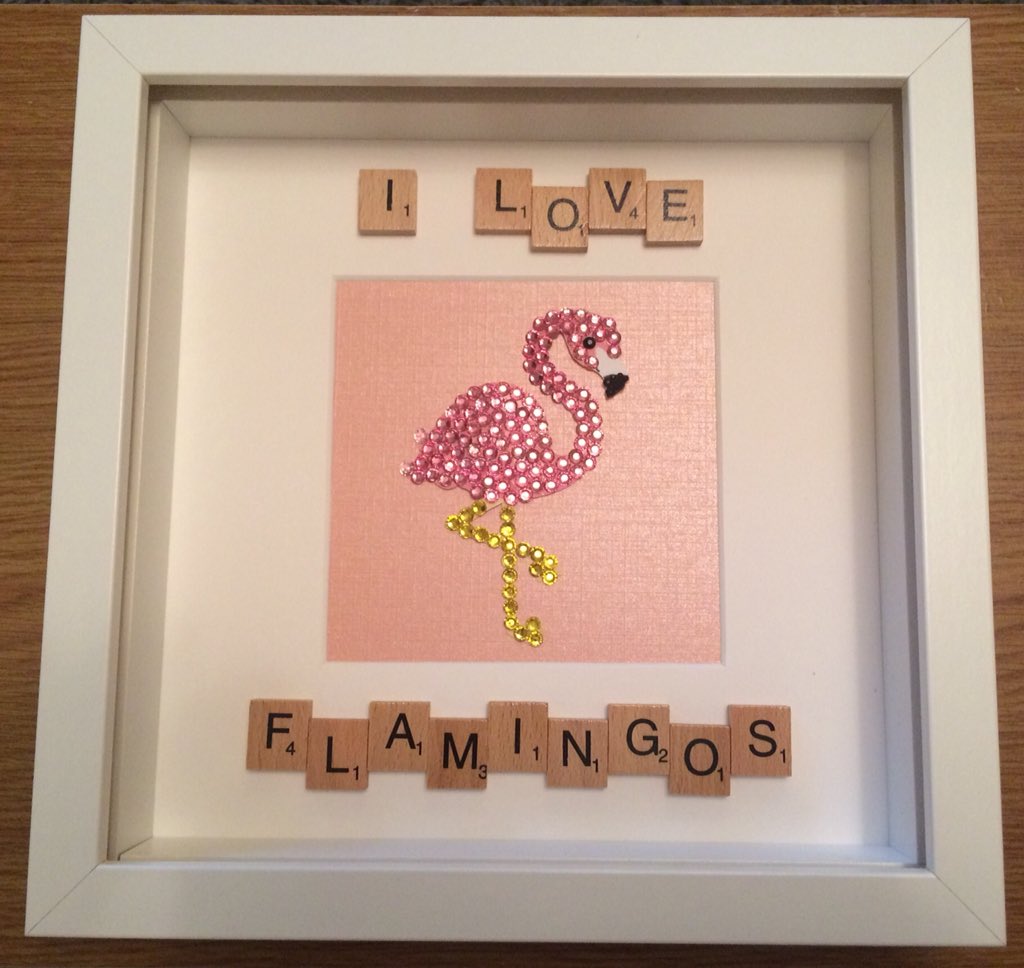 anniesframes's tweet photo. Let’s be Flamingos #flamingo #iloveflamingos #HandmadeHour #crafts #giftideas #craft #Hobbycraft @Hobbycraft_SOL @CraftersCompUK @directorycrafts https://t.co/Qa8ooIxdTq