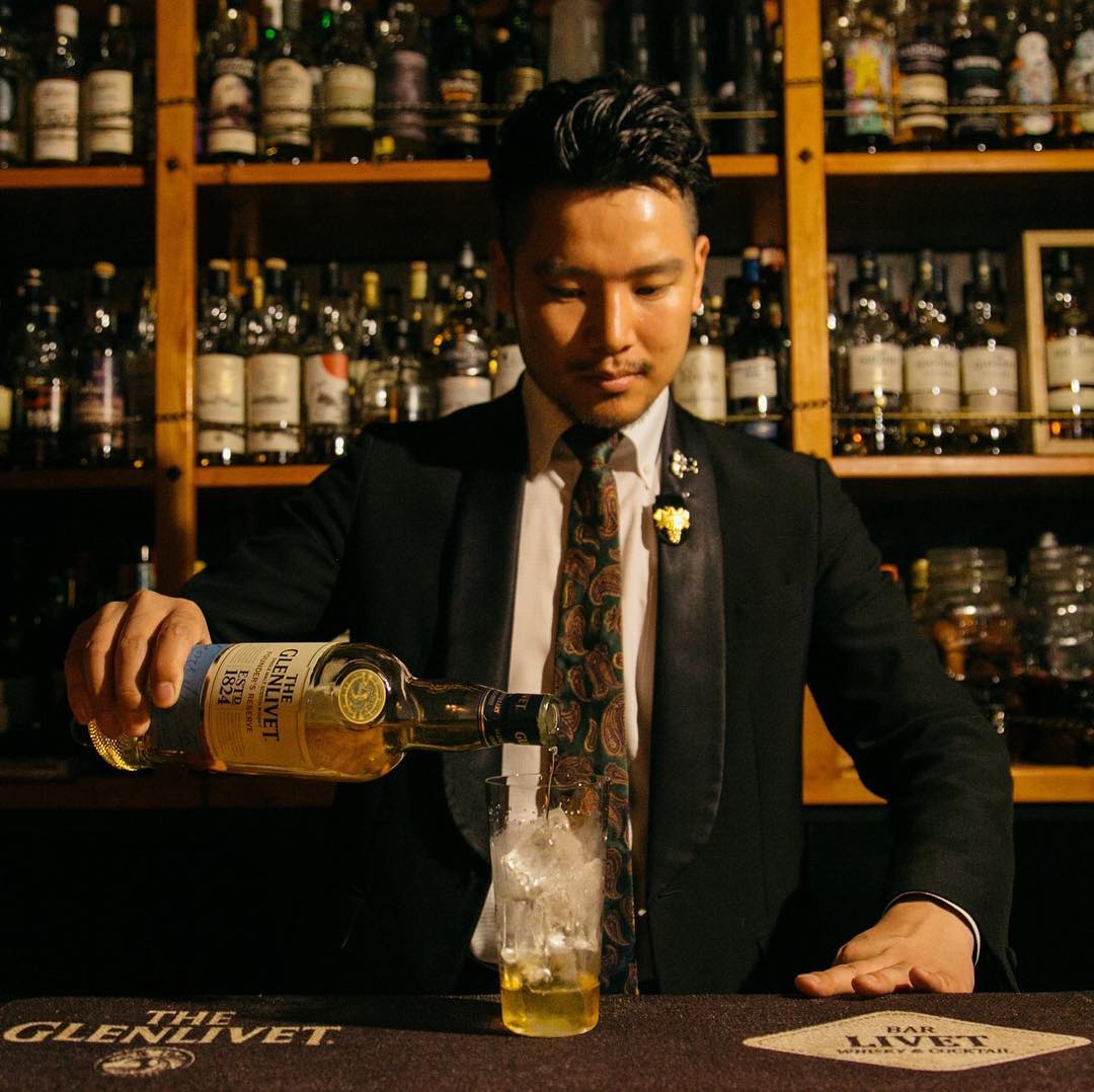 繊細な柑橘系のアロマと甘いオレンジの香りを感じて、金曜日の夜をスタートしましょう。
#ザグレンリベット #theglenlivet #グレンリベット #glenlivet #ファウンダーズリザーブ #foundersreserve #weekend #週末 https://t.co/Ax9aiGqRvi