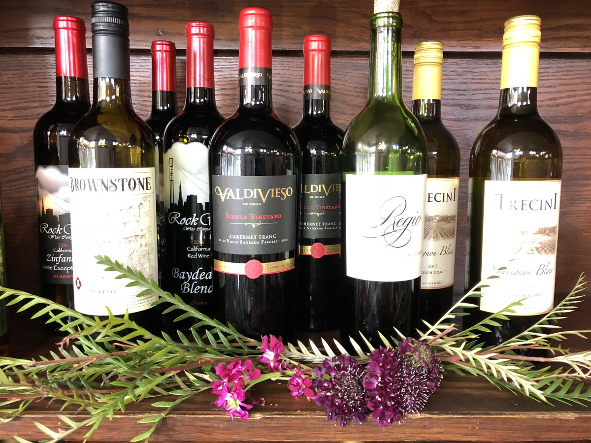 TONIGHT at 5pm <a href="/thelocalalameda/">The Local, Alameda</a> stop by for a wine tasting... stay for the people, the happy hour from 5-7 and the delicious cheese pairings! I hear they are pretty GOUDA :P