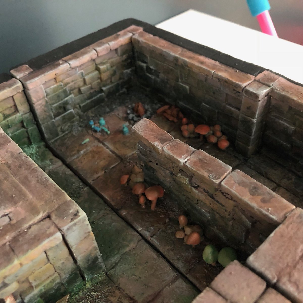 twenty8tabletop's tweet photo. After my summer vacation I worked a little bit on my Goblin Dungeon yesterday.
I added some paint here and I added some more paint there🤪 The mushrooms 🍄 came out pretty nice... well, at least I have the impression.
😆
#dnd #dungeoncommand #goblin #dungeon #tabletop #rpg https://t.co/h5WHa7XjDg