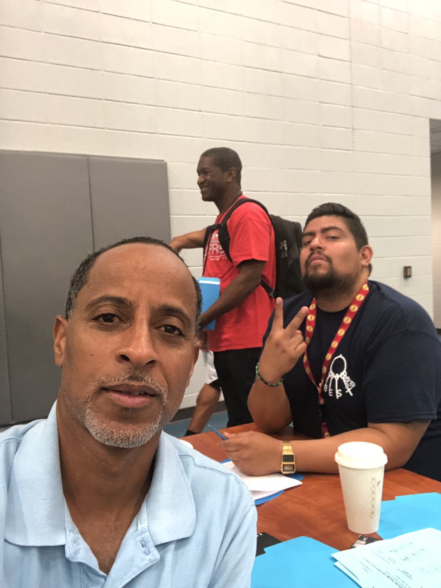 CecilShy1's tweet photo. #Aliefisd @AliefISD @CecilShy1 Making a difference in our next generation! https://t.co/vauuJz0mjs
