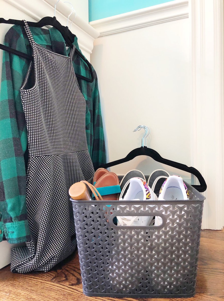 MSAshkar's tweet photo. Find out what I'm sending to university with my daughter to get her dorm room all set up!: https://t.co/QXag20wFxU with the help of @KSPStuff #dormready #ksp #kitchenstuffplus #saltlamp #BackToSchool2018 #BackToSchool https://t.co/JZ0zHgpXnR