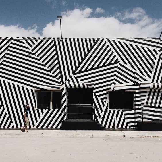 insidestoreldn's tweet photo. Monochrome Mastery: Who says Monochrome can't pop? Loving the geometric skill on the buildings of Wynwood Art District in Miami π
#miami #geometricpattern #monochrome #inspo #futureandfound https://t.co/2DfSC7FuOM