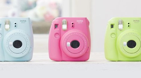 MortiereWinkels's tweet photo. Leuk voor mee op vakantie! Via @mediamarkt_nl #polaroid #camera #vakantie #foto's #mediamarkt #zomer https://t.co/c3bxG6Qv5J