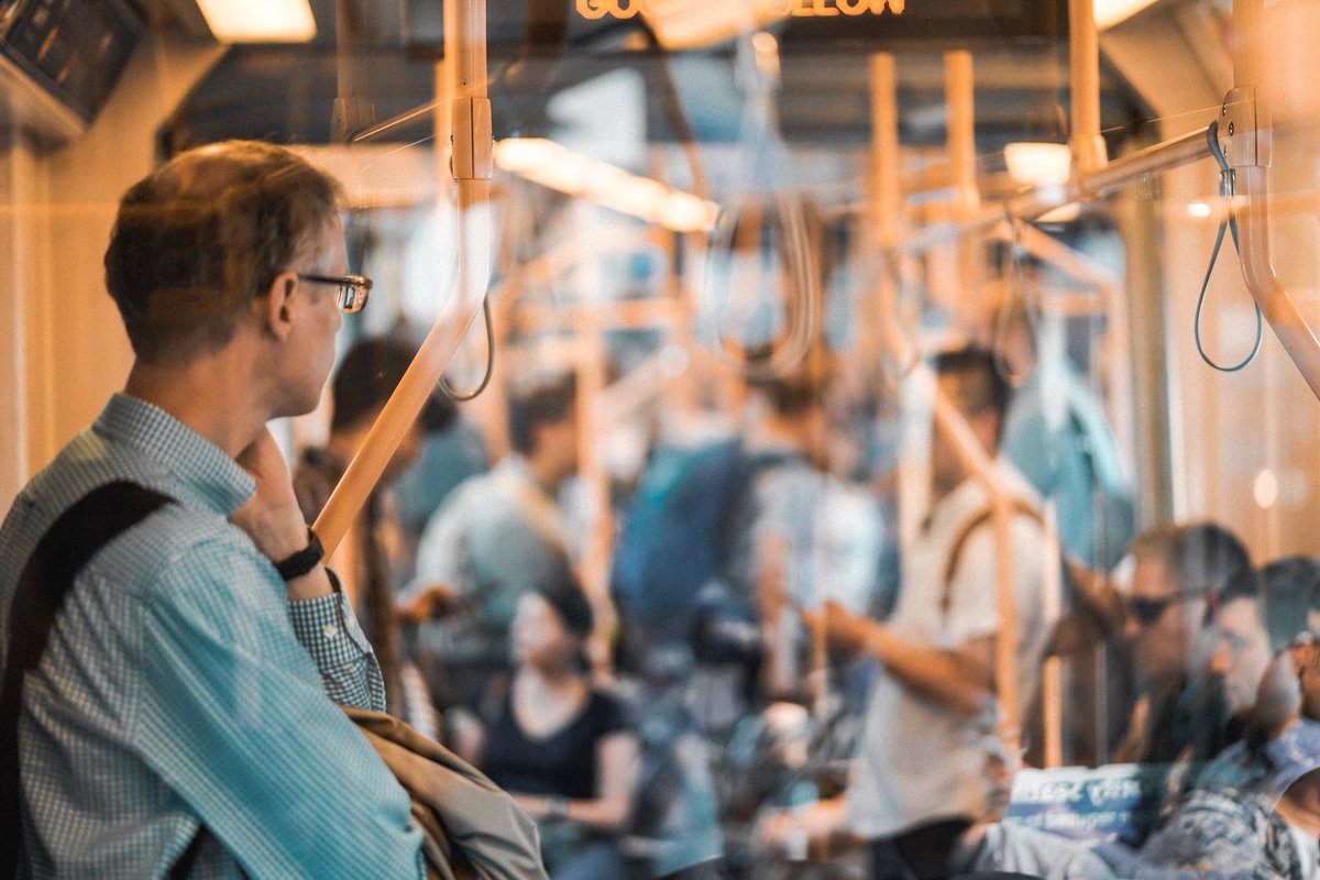 and_rew_and_you's tweet photo. I always find it fascinating to roll on the #PDXMax For the first time in a long time. Here’s a bit of #pdxcommute magic from the other day.
@trimet did good with these trains 🚊 #photography #portland https://t.co/GutKMsNflq