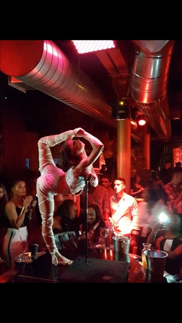 RobertJeannePE's tweet photo. Please share and follow @RobertJeannePE  and see how they've been hard at work this summer! If you're looking to spice up an event or are an artist please contact info@robertjeanne.com 

#events #corporate #acrobat #toronto #handbalancer #rhythmicgymnastics #circus #clients https://t.co/pUouv3LEzm