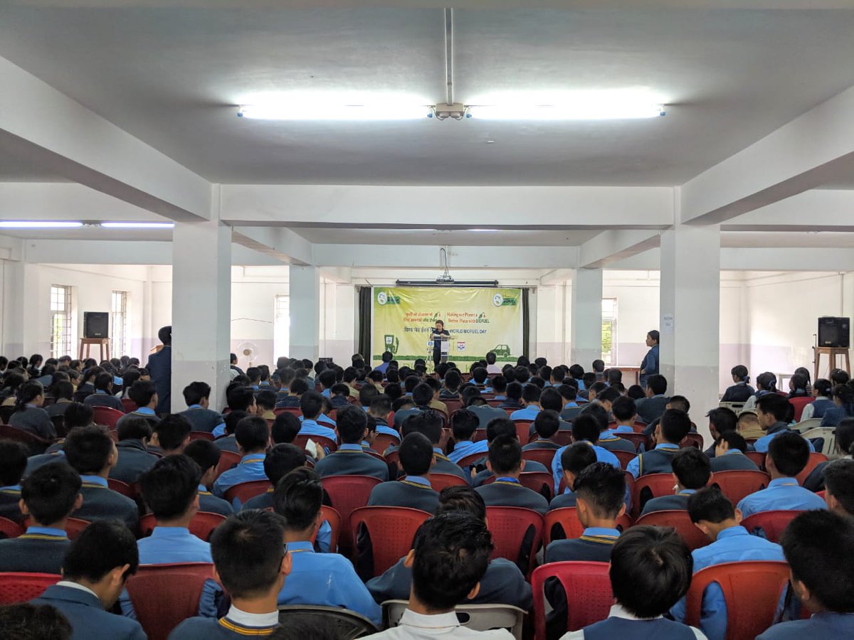 AssamIocl's tweet photo. World Biofuel Day observed in Kohima, Nagaland at G. Rio School, with Quiz, Painting &amp; Essay Writing competition. Chief Guest Mr. Vineet Kumar, IAS, Astt Commissioner, Kohima addressed the 700 participants in presence of Kamal Goswami, M(Law), IOAOD, IOC &amp; others officials. https://t.co/LrWfYqegCc