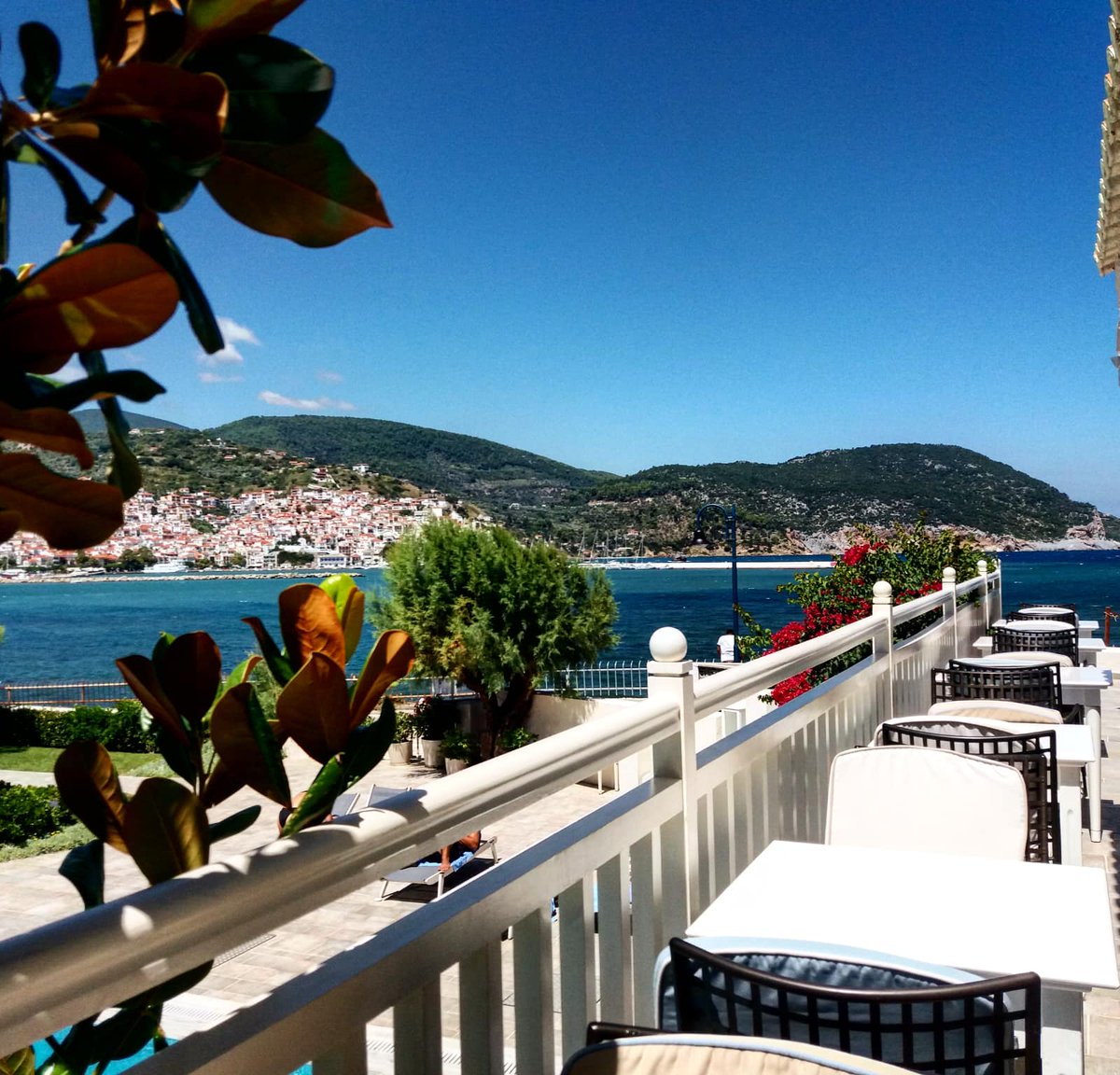 Totally harmonized with the unique Skopelian surroundings, Skopelos Village Hotel offered us a special hospitality experience.We owe you a big Thank You 🌹

#skopelos #workathonspirit #ontour #thankyou #greece #bestgreekhotels #fridaymood