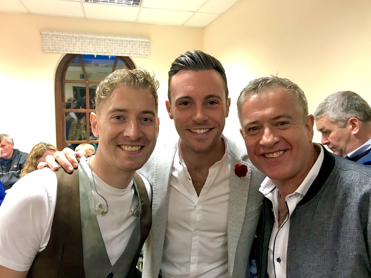 What an amazing night last night at the <a href="/ClonmanyFest/">Clonmany Festival</a> 😀 we had so much fun along with <a href="/iamNATHANCARTER/">nathan carter</a> 😀 here’s hoping we are back next year 😀 tonight you can catch myself, Dad and the band at the <a href="/Allinghamarms/">Allingham Arms Hotel</a> 😀 come along for a great night of #countrymusic and #dancing