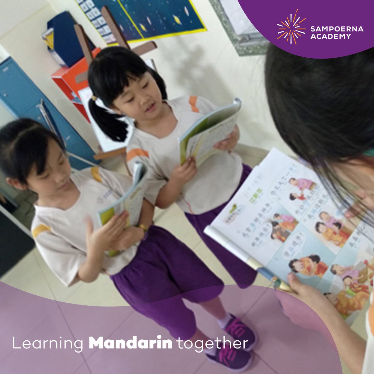 sampoernacademy's tweet image. Allowing children to learn Mandarin in groups, especially for conversation, will make them a fluent speaker in the long run.
#SampoernaAcademy #Mandarinlanguage #languageskill