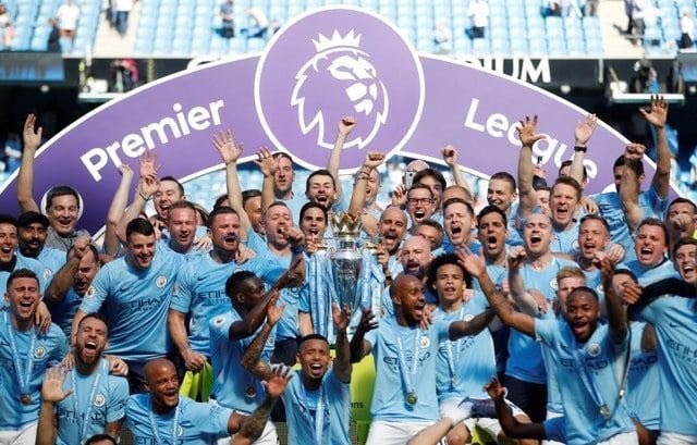 Mercado_Ingles's tweet photo. Voy a dar una camiseta del equipo que quieran de la Premier League a la persona que de RT y acierte a todos los ítems para final de la temporada 

🏆 Campeon:
🥈 Subcampeón:
⚽️ Máximo Goleador:
🎯 Más Asistencias:
🙌 Más Arcos Invictos:
😣 Primer DT despedido:
❌ Descendidos: https://t.co/2uQyv5WyIs