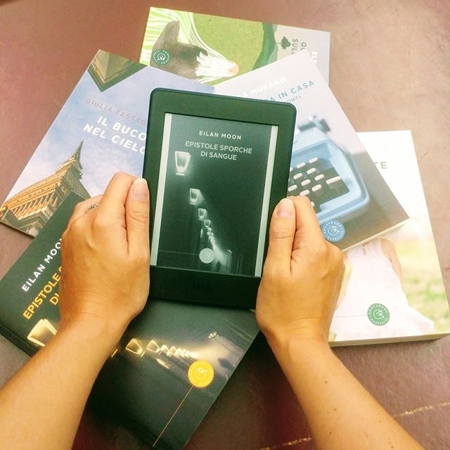bookabook_it's tweet photo. Non avete ancora approfittato della nostra promozione?! Cosa state aspettando? 
Avete tempo fino al 31 agosto per scoprire la selezione di ebook a soli 0,99 centesimi sul nostro sito. #estatecaldissima https://t.co/pmH7F9EnSB