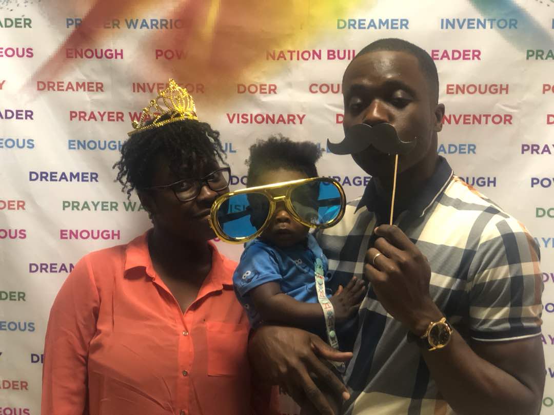 icgccalvaryteen's tweet photo. Caption this...!
#Friends #Photoboot #WeAreICGC #CTYCamp18 #CTYWeek18 https://t.co/oSIHCFX9ZD