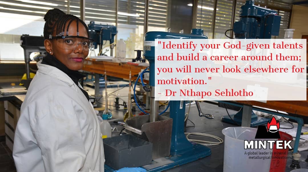 Mintek_RSA's tweet photo. Celebrating #WomensMonth
Meet Dr Nthapo Sehlotho, a PhD Chemistry graduate from Rhodes University. Her expertise currently is in selection of flotation reagents for various commodities, conducting batch lab and locked cycle... Read more here https://t.co/B4Pkt85sgM https://t.co/TSSQm83S45