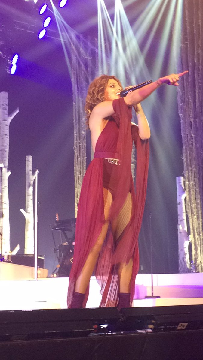 manonltss's tweet photo. Elle me manque tellement❤️ J’espère te revoir bientôt😭♥️ Cette tournée c’était le feuuu😍  @TalOfficial @ralphbeaubrun  #TalTour #taltourmemories https://t.co/1labVdfMN0