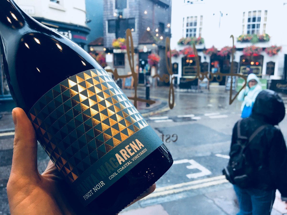 Oh hi early onset of Autumn! It's okay – finally we have a reason to drink red wine again. 

Bright and aromatic, the soft red fruit flavours and subtle oak of this Pinot will pair perfectly with our brown rice and oyster mushroom-packed Inari Tofu Wraps...as well as the rain.