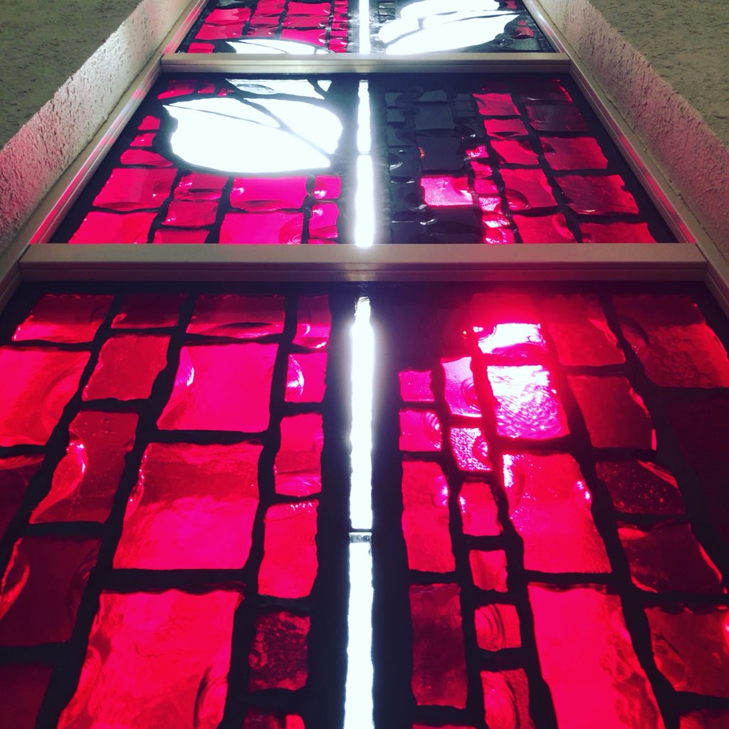 Pastor_Yasu_WTL's tweet photo. 月に一回1️⃣讃美歌🎶を歌うボランティア〽️にて   
#天と地が交わるところ 
 #生と死が交差するところ #onceamonth #singing #hymns #volunteer #someaningful #earthtouchingheaven #wherelifeanddeathintersect #forHiscause #PTL https://t.co/QdrUYwXMJ3