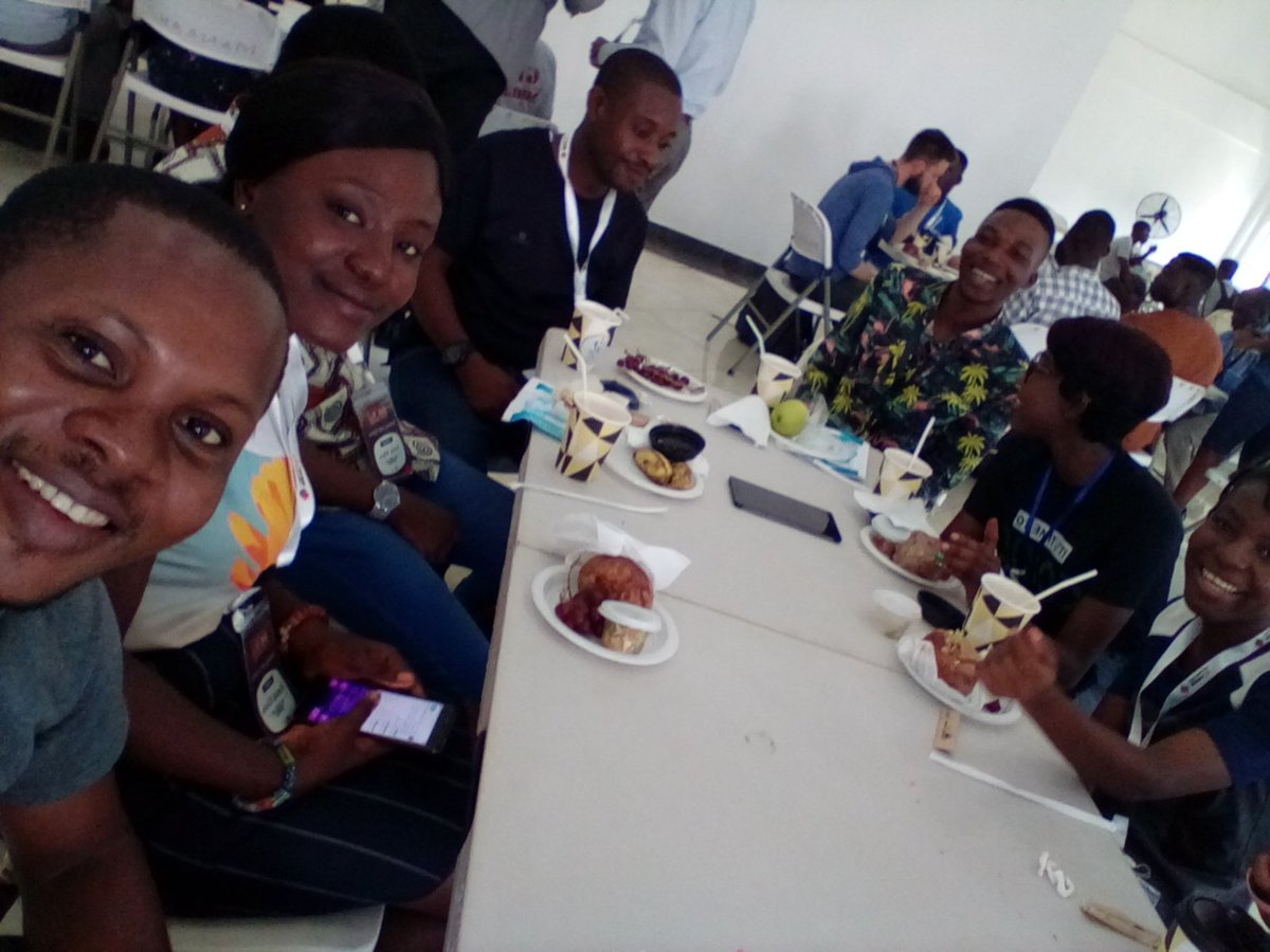 mcqueccu's tweet photo. It's breakfast Brunch Distin @PyconGhana with @PamieXaxhex @agyei_christyn @danielajisafe @teye_martha @OkyereVan #pycon #pyconghana #pyconghana2018 @Honodehub #leafecodes https://t.co/HYwq5fZq5a