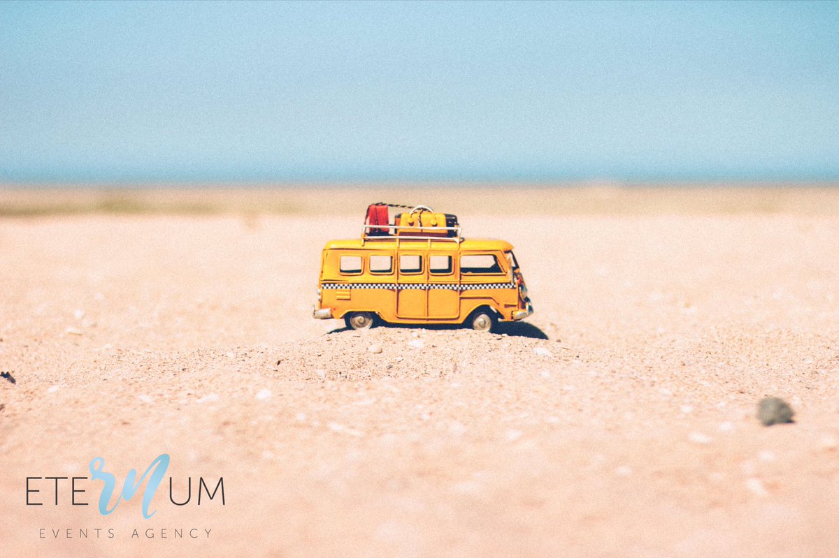 EternumEvents's tweet photo. HOLIDAYS| ☀️ "Summer is a state of mind "
Marxem uns dies de vacances! Tornem el 27 d'agost amb noves idees i amb molta energia 😊
#EternumEvents #eventplanner #summer #holidays https://t.co/b7ntCIXmJ7