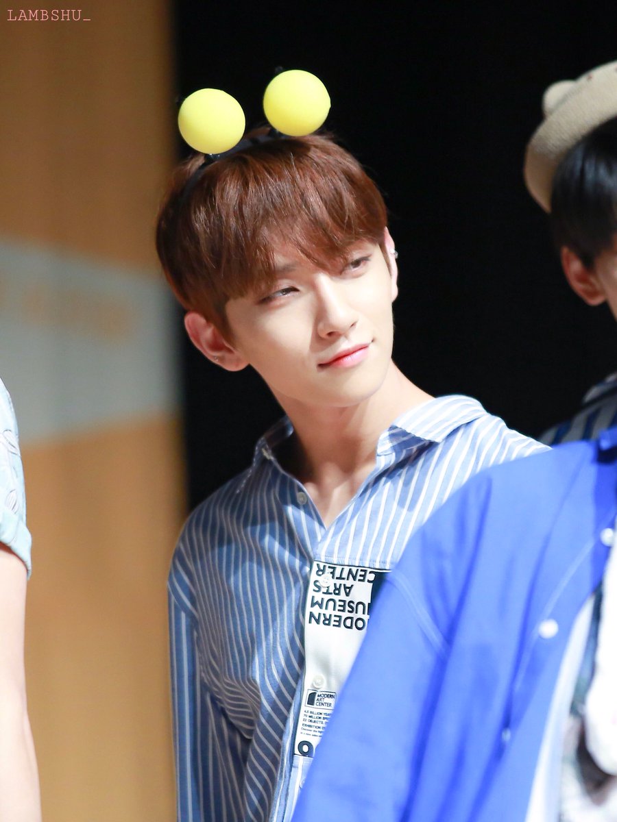 lambshu_'s tweet photo. 180728 일지아트홀

#세븐틴 #SEVENTEEN #조슈아 #지수 #joshua #洪知秀 @pledis_17 https://t.co/AHkLquAJEG