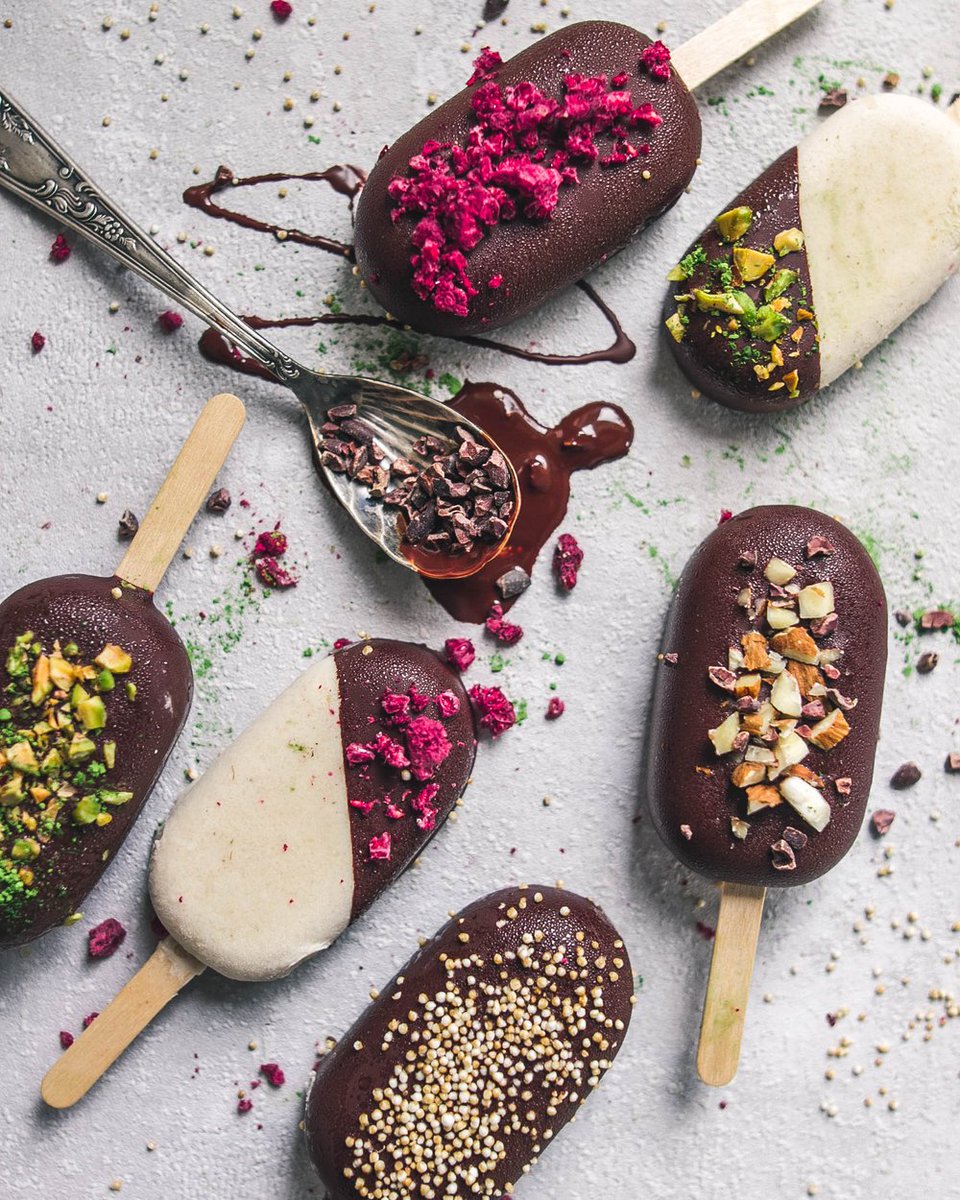 VIVANI_official's tweet photo. Neues Eis-#Rezept: "Double Chocolate Popsicles" mit #VIVANI Schokolade und #Kokosblütenzucker. 👌 https://t.co/A3tnERkqLg https://t.co/vgZGXQ2JTj