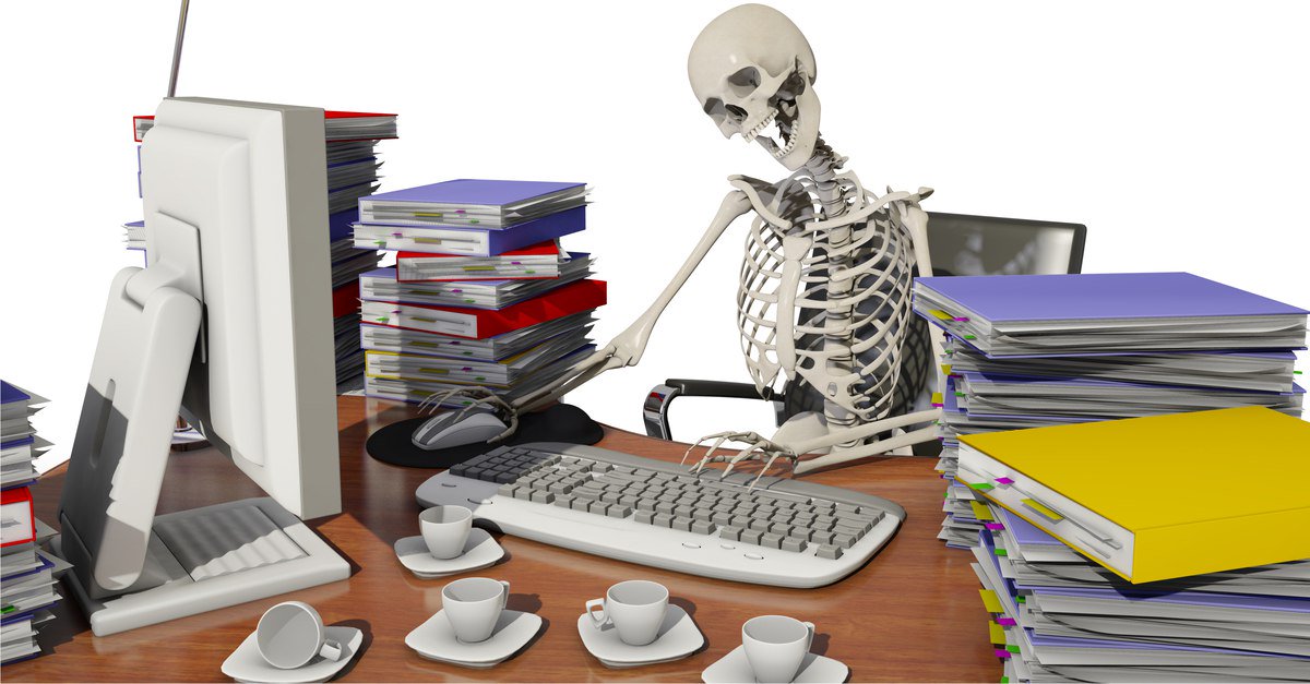 Скелет за компьютером рисунок