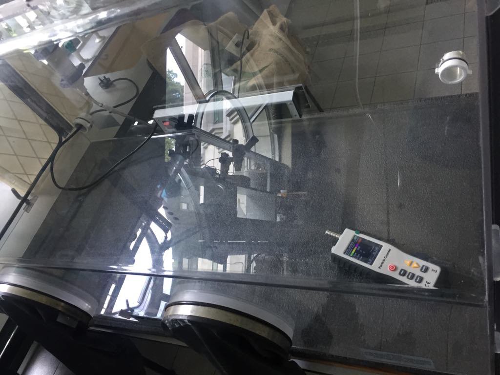AlinaMWieczorek's tweet photo. New microplastics analysis workstation: Here we use a 1.2 micron air filter to avoid airborne microplastic contamination. A quick test with our particle counter shows that we are right to do so! #microplastics #avoidcontamination #scicomm https://t.co/jzkKZLrXJP