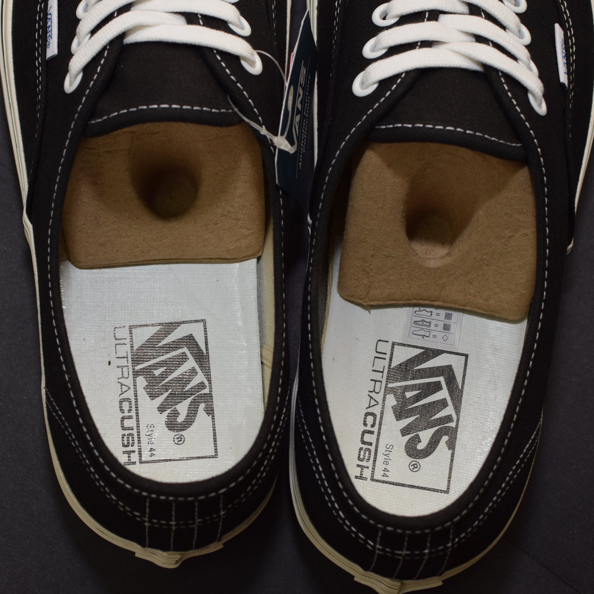 vans ultracush adalah