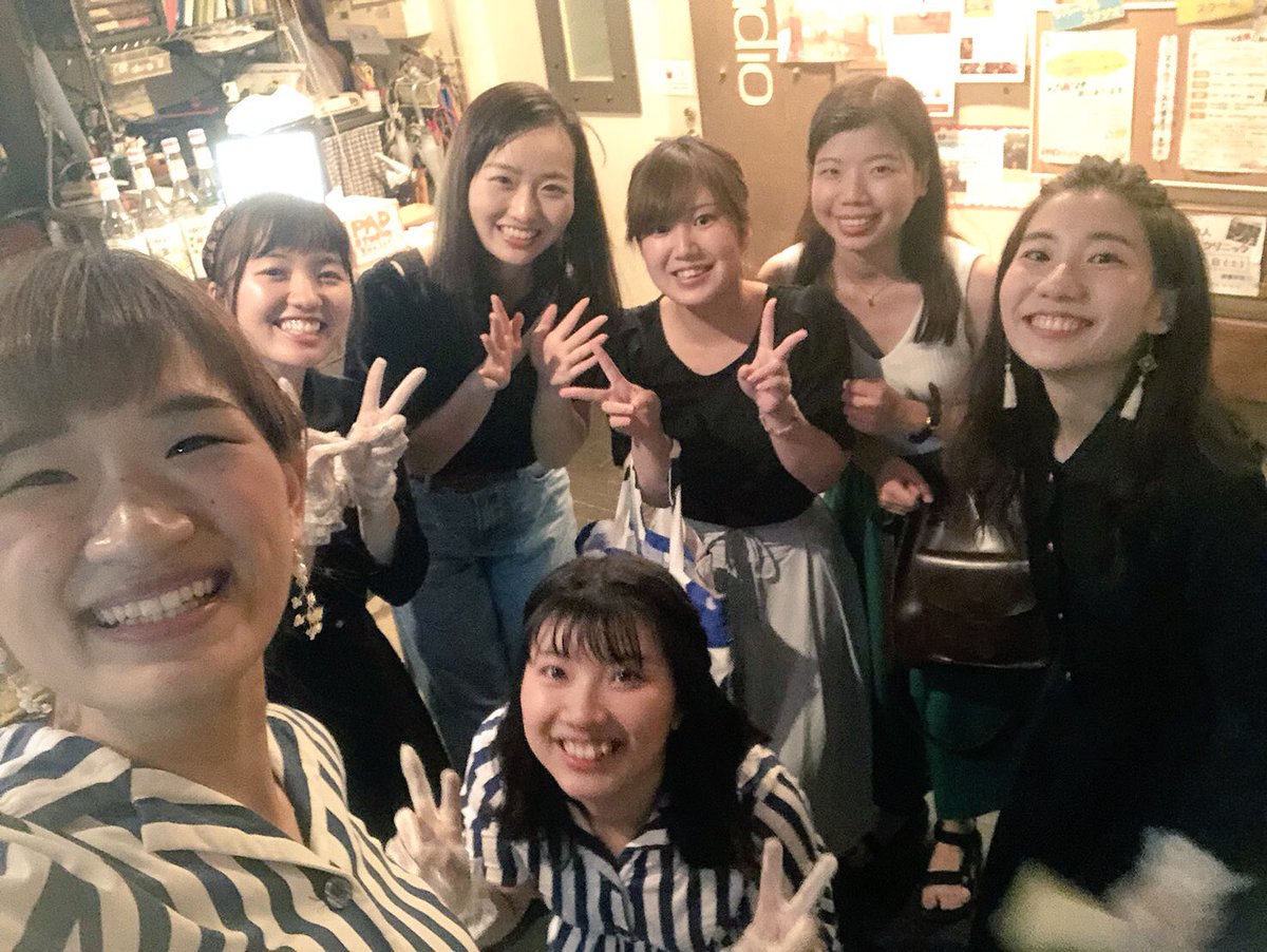 coMet_vox's tweet photo. アカスピ２次予選でした！！🍕🥪
来てくださった皆さんありがとうございました🥨🥓
たのしかったぁあ🥪🥙

後輩ちゃんたちも見に来てくれましたありがとう🍔🌭❤️ https://t.co/dt8xOFVMWW