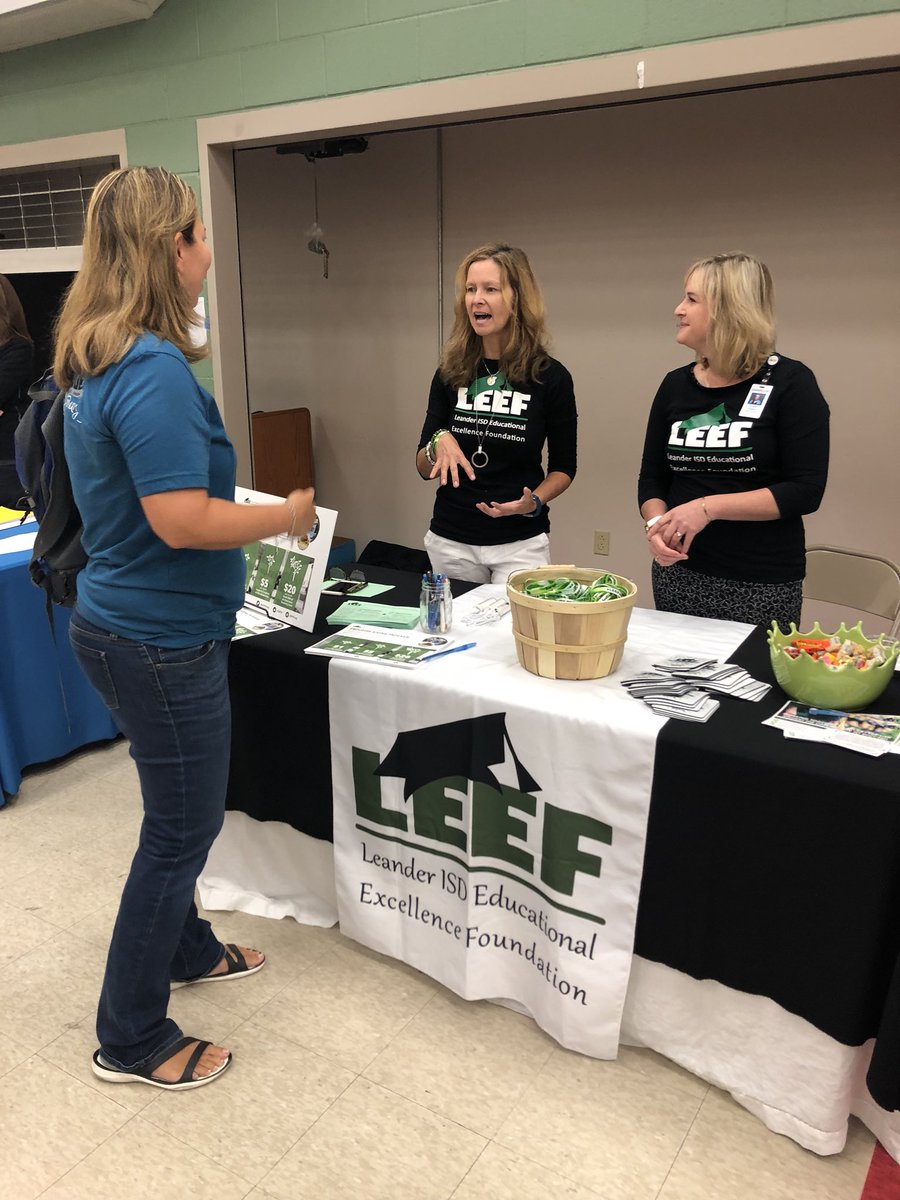 LeanderISD's tweet photo. Our vendor expo is in full swing at #LISDconvocation2018! Welcome back, LISD staff! #LISDengage #LISDinspire #LISDachieve https://t.co/hagedGRVr1