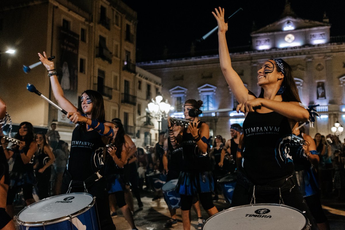 🍉 Preparats per ballar al ritme de la Cercavila de <a href="/la_imaginada/">La iMAGInada</a> amb <a href="/Tympanvm/">TYMPANVM</a>? 
ℹ️ Itinerari: pl. de la Font, bda. de la Misericòrdia, c. Major, c. Cavallers, pl. del Pallol, Camp de Mart ow.ly/XZRo30laShC #SantMagí2018