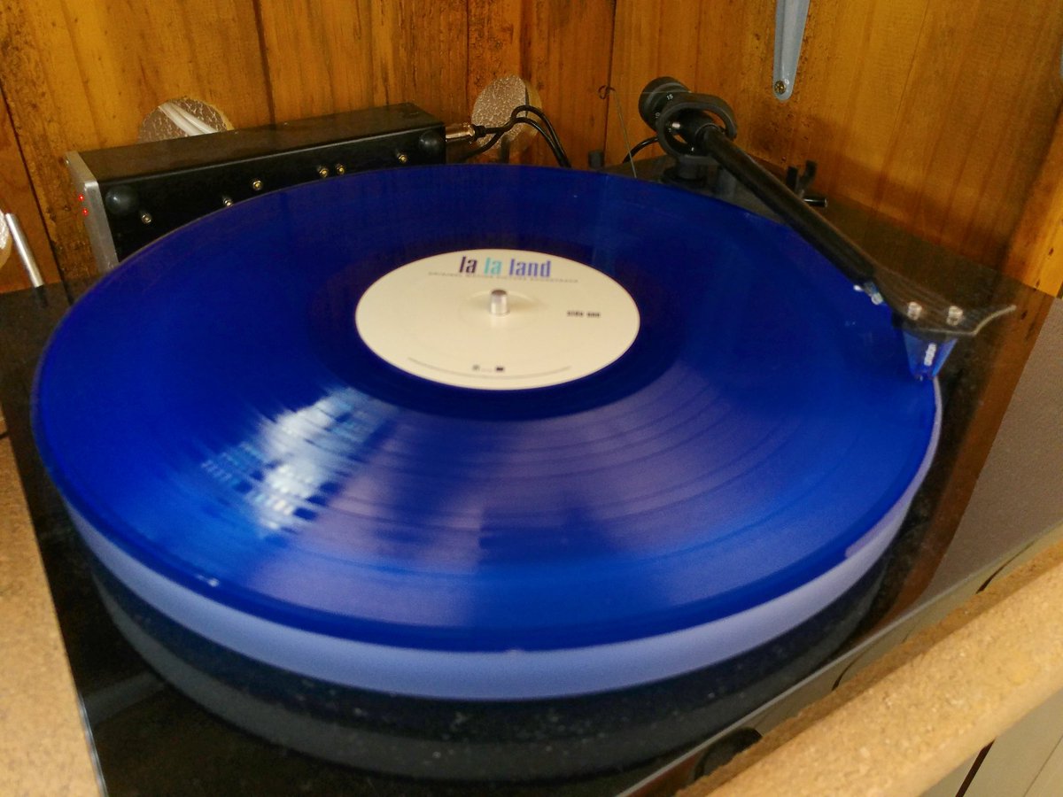 donylandes's tweet photo. #vinyl #vinylrecords #bluevinyl #blue #LaLaLand #Ortofon #2Mblue https://t.co/sOR6Q7y1sA