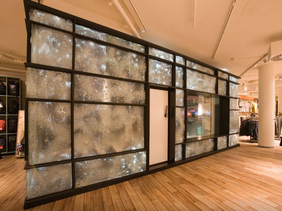 crossmarks's tweet image. MUST SEE: Globetrotter, op retailavontuur in een winkel waar je kunt klimmen, duiken, raften en kanovaren... bit.ly/2KGRcKU