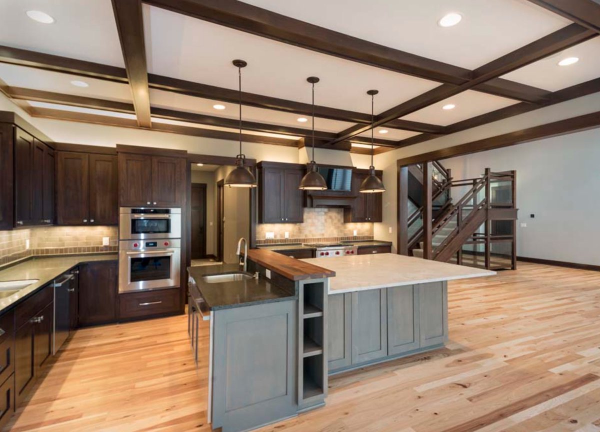RegencyBuilders's tweet image. They say the kitchen is the heart of the home, which would you prefer? Contemporary open concept OR timeless craftsman style?