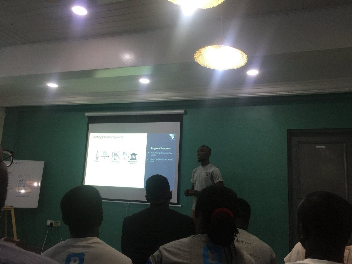 CharletteDesire's tweet photo. All the best @Vesicash
Hi @2HVS7 you are doing well
#mestpower #adventintic #business #BACEGroup #mest2018 #guestlecture @MESTAfrica #proud #lastpitch #mestEits https://t.co/Nv9JVPDaXV