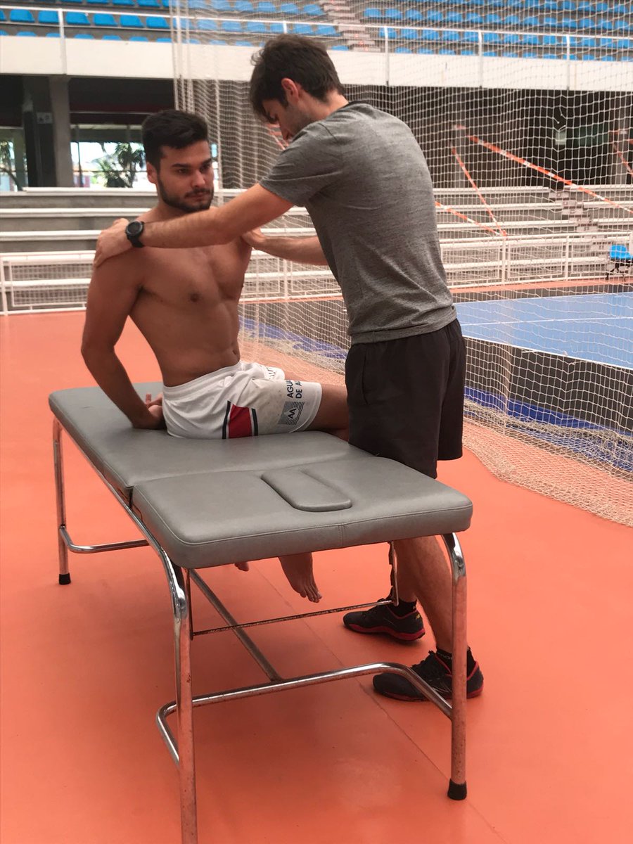 sdteucro's tweet photo. Hoxe @MoveCentro estivo traballando con @natansuarez7. Seguimos preparando ao 100% o inicio de temporada. Que ganas temos de facer vibrar a misa afección! #SomosAzuis #ImosTeucro https://t.co/2PQzRFjq10