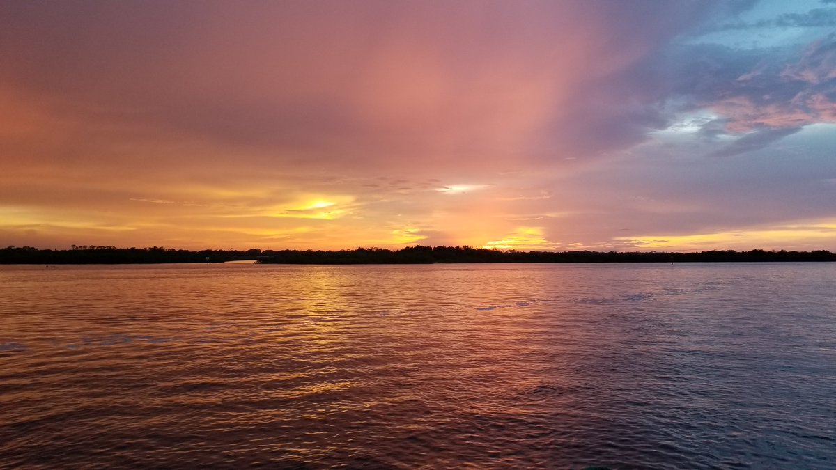 Beautiful ending to a fun day.  Dont forget to take I  everything around you no matter how busy you might be.  It's the journey :)