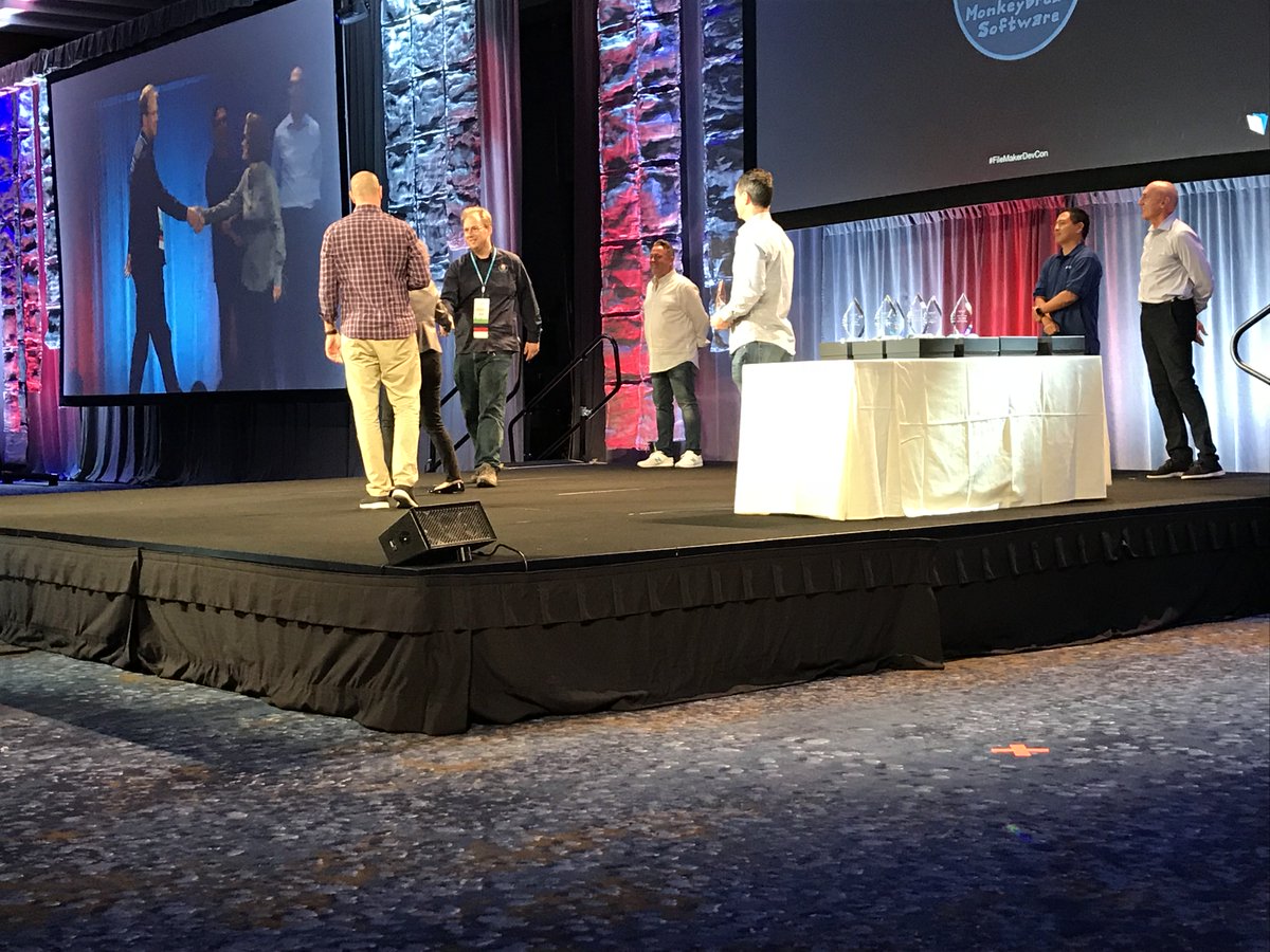 SpanishDevCon's tweet image. La empresa MonkeyBread Software (@MBSPlugins) ha sido galardonada con el Innovation Award en la #FileMakerDevCon18 de Dallas.
Congratulations, Christian!