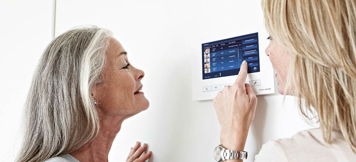 UD_installateur's tweet photo. Langer zelfstandig thuis wonen: Dé kans voor de installatietechniekbranche https://t.co/phbaRbW1At #installatietechniek #elektrotechniek #thuiswonen #domotica #huisautomatisering https://t.co/nfXYyNjuyq