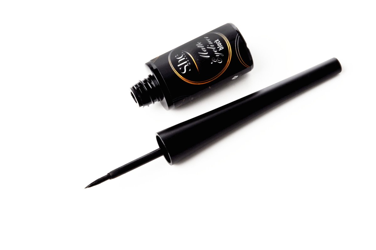 shop_cherrie's tweet photo. RESTOCK ALERT 📢⚡⚡!!! Your favorite #SheCosmetics Matte Eyeliner is back -- #affordablemakeup #eyeliner #cosmetics #wingeye >> https://t.co/B8bC9TB7mT https://t.co/n3QwRItC6e