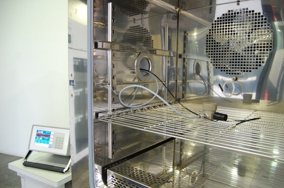 AlphatechUK's tweet image. When buying climatic chambers from Alphatech, we believe in fully supporting our customers from their first enquiry and throughout the life span of the chamber. Take a look at our maintenance packages here- ow.ly/C59n50ibR2U #chamberservice #servicesupport #testingchambers