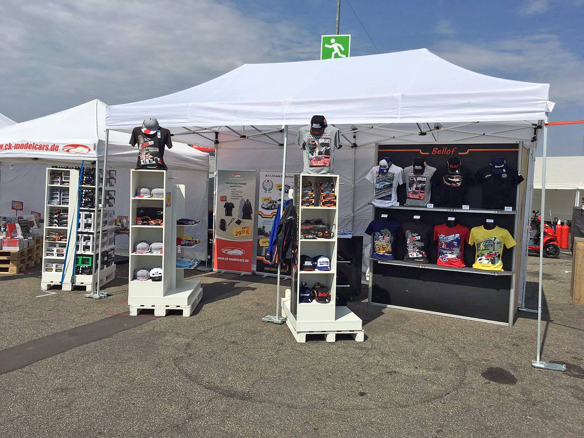 CkModelcars's tweet photo. Besuchen Sie #ckmodelcars beim #OldtimerGrandPrix #OGP #OGP2018 am #Nuerburgring: Den ck-Trailer finden Sie im #Ringboulevard und den Stand im #Fahrerlager neben dem #DRM #Revival-Zelt. 😀😀😀😀😀#OGPNuerburgring #Porsche #AVDOGP https://t.co/FSVlxAzEkj