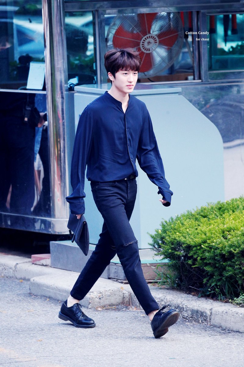 cottoncandy_cha's tweet photo. 180810 뮤뱅 

#에스에프나인 #SF9 
#질렀어 #찬희 #CHANI 

@SF9official https://t.co/ZCTHFiVMgS