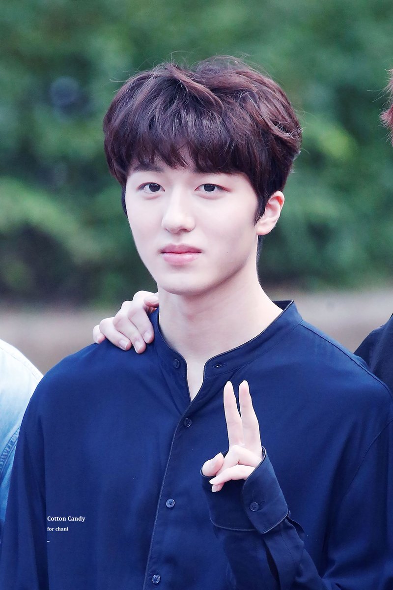 cottoncandy_cha's tweet photo. 180810 뮤뱅 

#에스에프나인 #SF9 
#질렀어 #찬희 #CHANI 

@SF9official https://t.co/ZCTHFiVMgS