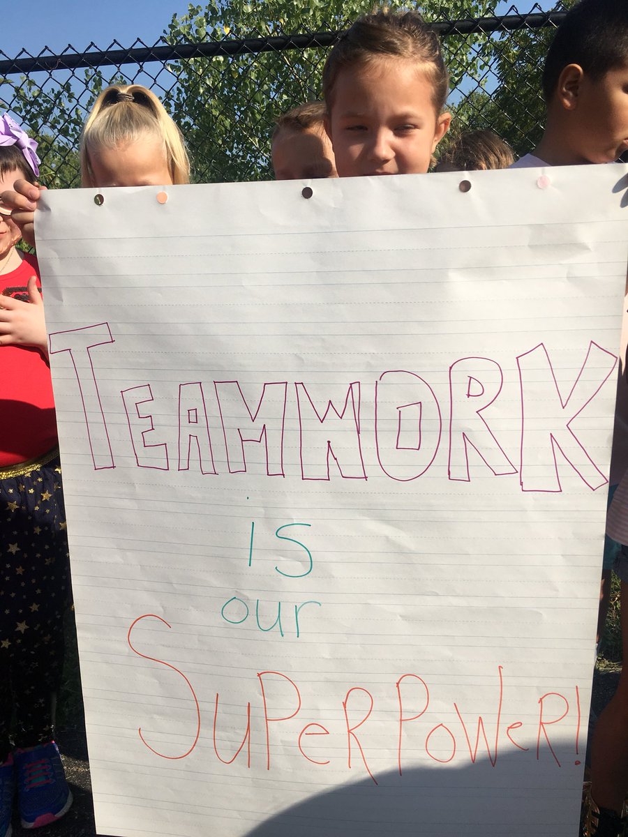 lizhackworth's tweet photo. Teamwork is our super power #RayMarsh #SMSDrightnow #savemrweishaar https://t.co/bcJUss70QG
