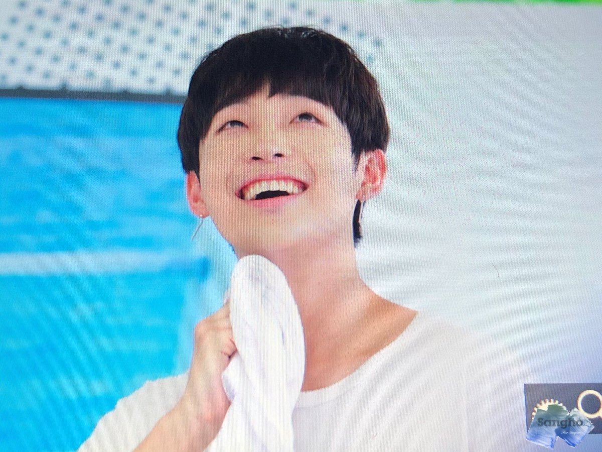 SNP_O2lO's tweet photo. 180810 아마가사키 큐즈몰 프리뷰 1부
#SNUPER #스누퍼 #SANGHO #상호 #夏のMagic @snuper6 https://t.co/pr8PWsj0LV