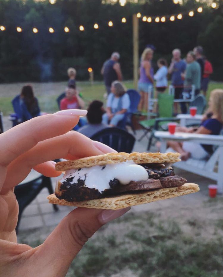 authentic_mi's tweet image. Happy National S’mores Day 😋