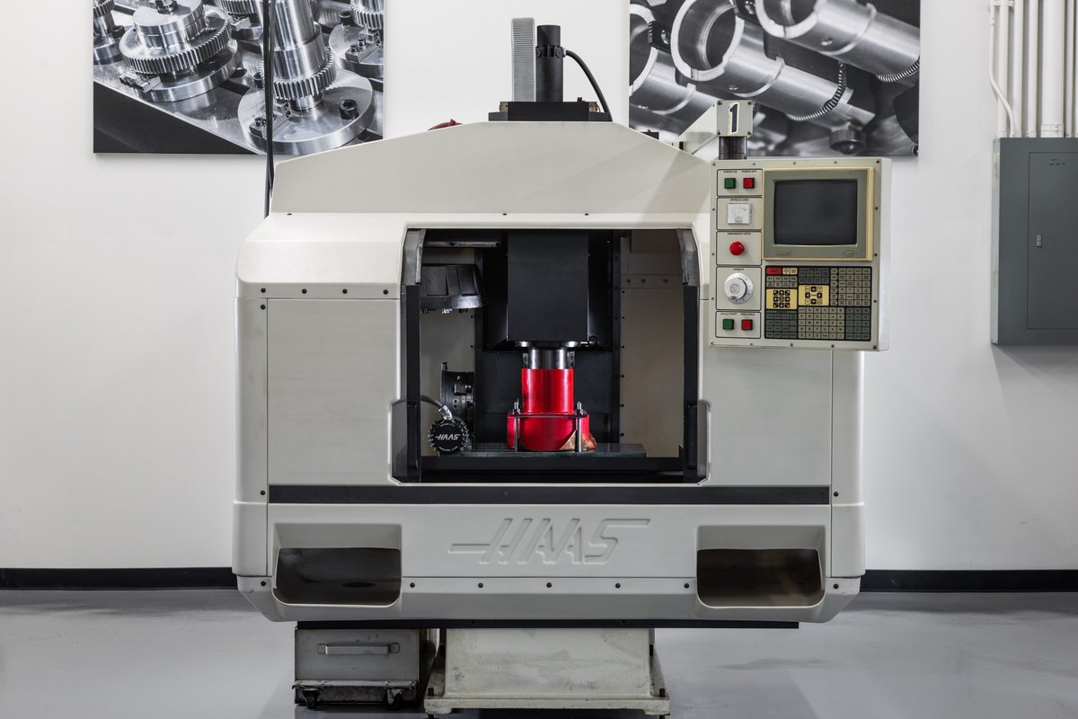 Haas_Automation's tweet photo. We've got some new machines coming to IMTS 2018 but nothing beats the very first one. Check one the VF-1 at this year's IMTS. https://t.co/B2ATuWLcR6
#VF1 #HaasIMTS2018 #IMTS2018 #IMTS #HaasVeryFirst https://t.co/7XHfbpoFHr